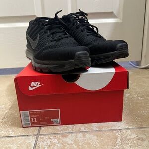 Nike Air Max 2017 'Triple Black' Size 11